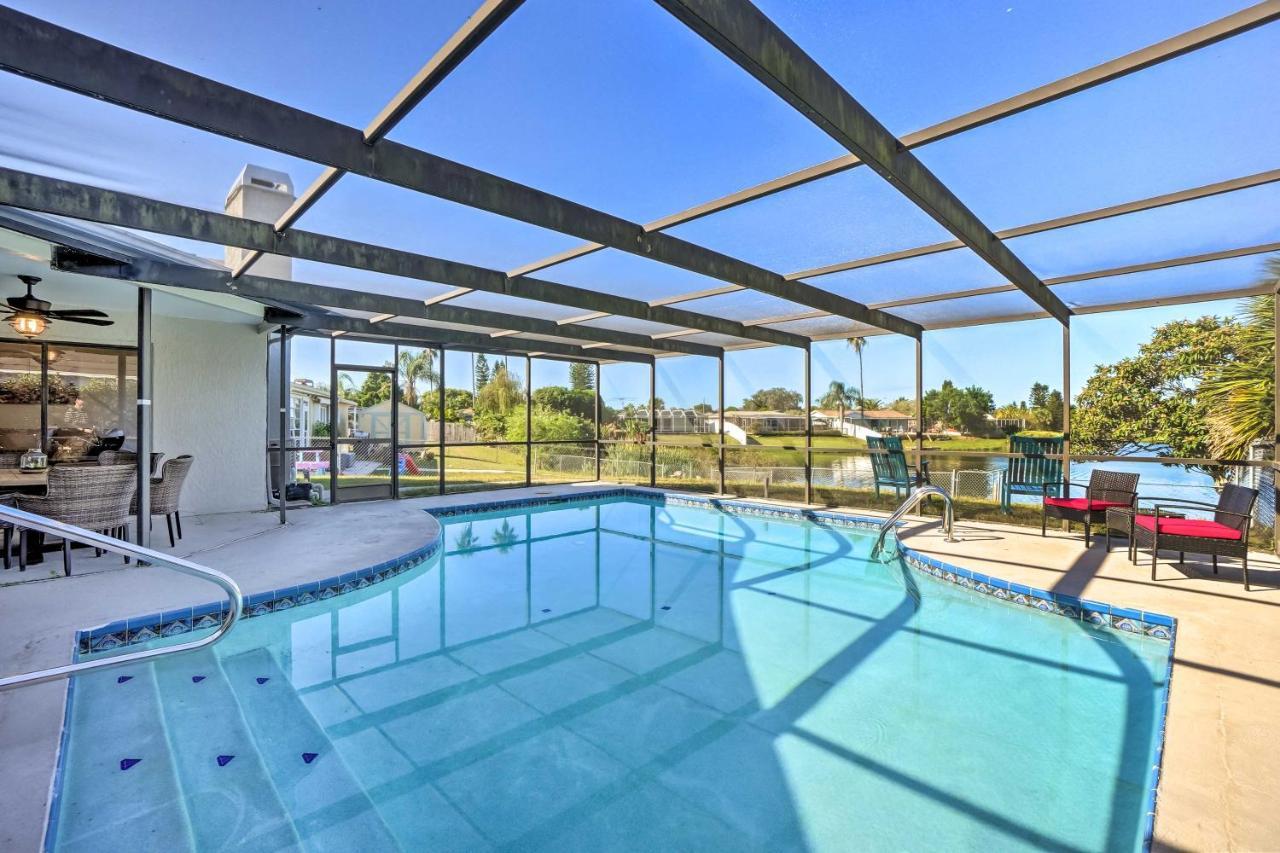 Waterfront Port Richey House With Heated Pool! Villa Buitenkant foto